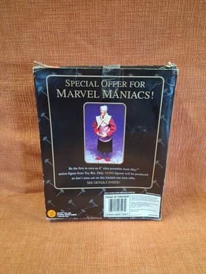 1998 ToyBiz Marvel Famous Covers The Mighty Thor Action Figure NEW - Thumbnail 7