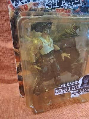 Rising Stars Action Figures Ravenshadow On Card - Thumbnail 4