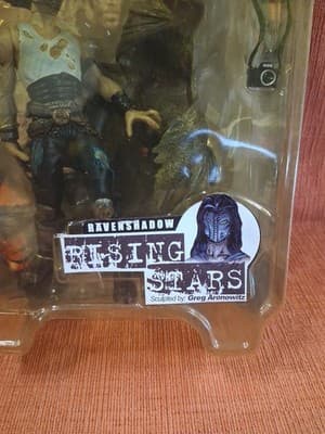 Rising Stars Action Figures Ravenshadow On Card - Thumbnail 5