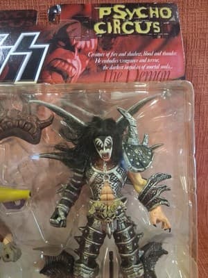 NOC 1998 MCFARLANE KISS PSYCHO CIRCUS GENE SIMMONS ACTION FIGURE - Thumbnail 5