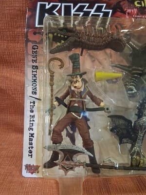 NOC 1998 MCFARLANE KISS PSYCHO CIRCUS GENE SIMMONS ACTION FIGURE - Thumbnail 2