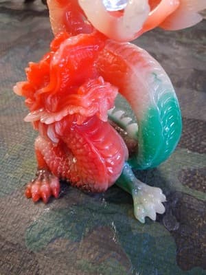 Vintage Resin Dragon Holding Crystal Ball Statue Feng Shui Home Decor - Thumbnail 7
