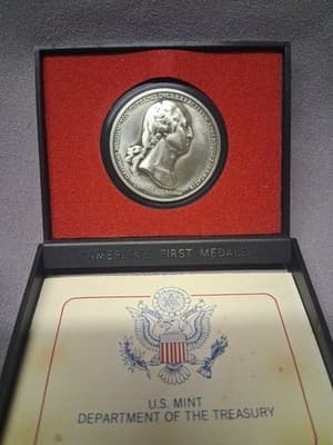 1976 United States Mint Washington Before Boston Bicentennial Pewter Medal - Thumbnail 3