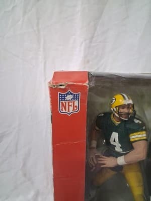 NIB 2003 NFL 12" BRETT FAVRE GREEN BAY PACKERS MCFARLANE SERIES 1 GREEN JERSEY - Thumbnail 3