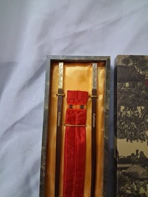 Luxury Pair Of Chopsticks in Gift Box Exquisite Art And Design "Kathleen" Rare - Thumbnail 5