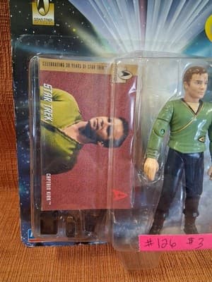 STAR TREK CAPTAIN JAMES T. KIRK 1996 PLAYMATES ACTION FIGURE - Thumbnail 2