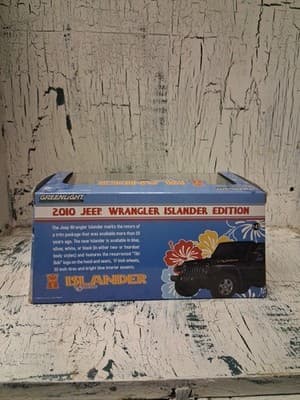 Greenlight 86048 1/43 Scale 2010 Jeep Wrangler Island Edition Diecast Truck - Thumbnail 3