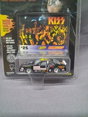 Johnny Lightning Kiss #25 Gene Simmons - Thumbnail 3
