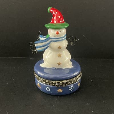New in Box VTG 1999 Porcelain Trinket Snowman Box w Christmas Tree Inside Avon - Thumbnail 2
