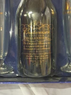 BUDWEISER MILLENNIUM Limited Edition Set Bottle & Four Glasses Original Box - Thumbnail 11