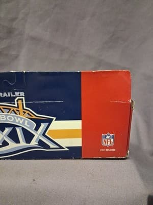 PATRIOTS SUPER BOWL XXXIX CHAMPIONS PETERBILT TRACTOR TRAILER MODEL 379/FLEER - Thumbnail 7