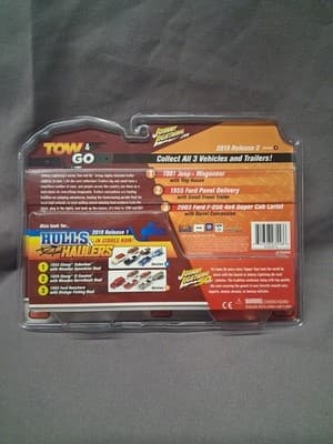 G4) Johnny Lightning TOW & GO 2A BLUE 1955 Ford Panel with Camper Trailer New - Thumbnail 6