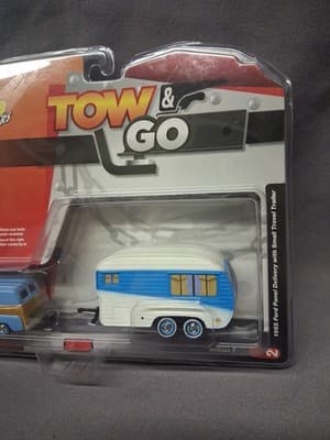G4) Johnny Lightning TOW & GO 2A BLUE 1955 Ford Panel with Camper Trailer New - Thumbnail 4