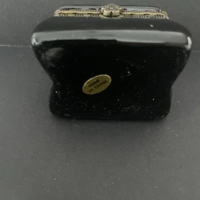 Vintage Doctor's Bag Hinged Trinket Box with 3 Trinkets, Black with Gold Handle - Thumbnail 9