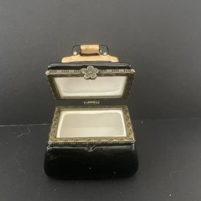 Vintage Doctor's Bag Hinged Trinket Box with 3 Trinkets, Black with Gold Handle - Thumbnail 5