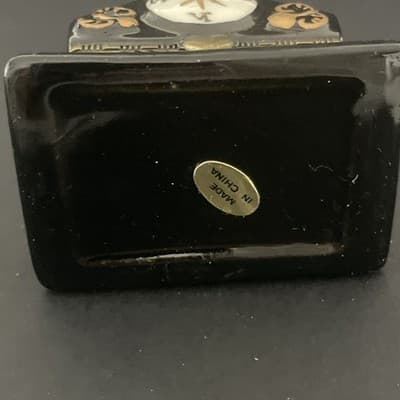 Porcelain black and gold mantle clock trinket box with gold key trinket - Thumbnail 6
