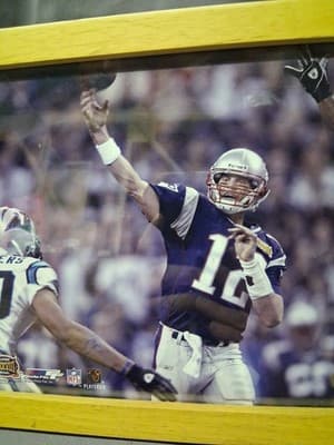 Super Bowl 38 New England Patriots Tom Brady Throwing Pass Picture Photo 8x10 - Thumbnail 3