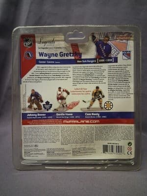 Wayne Gretzky McFarlane Legends Series 6 Rangers Retirement Figure Blue Jersey - Thumbnail 4