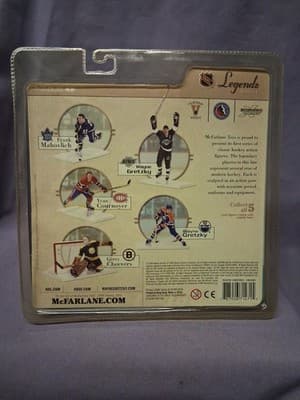Wayne Gretzky 39 Oilers NHL Series 1 McFarlane Variant Figure 021424AST8 - Thumbnail 3