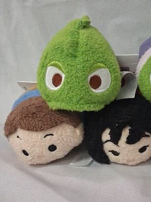 New DISNEY Tsum Tsum TANGLED Lot Of 5 Mini Plush 3.5” NWT - Thumbnail 3
