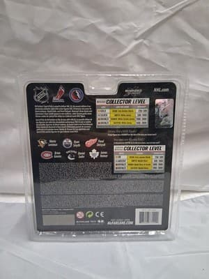 McFARLANE BRIAN GIONTA 5 1/2" FIGURE NHL HOCKEY MONTREAL CANADIENS NEW ON CARD! - Thumbnail 2