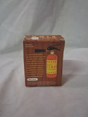 VINTAGE NEW IN BOX DESKTOP FIRE EXTINGUISHER FIREMAN DAD FATHERS DAY GAG GIFT - Thumbnail 3