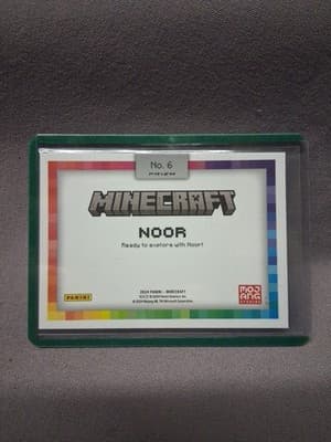 2025 PANINI MINECRAFT NOOR COLOR BLAST PRIZM SSP CASE HIT #6 - Thumbnail 3
