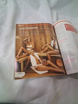 WWE MAGAZINE Hot Soaked & Sexy Holiday 2006 WRESTLING Divas - Thumbnail 11