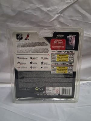 McFarlane NHL Series 32 Joffrey Lupul Action Figure Toronto Maple Leafs New! - Thumbnail 2