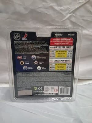 McFarlane Toys NHL Toronto Maple Leafs Series 31 Phil Kessel Figure Chase - Thumbnail 2