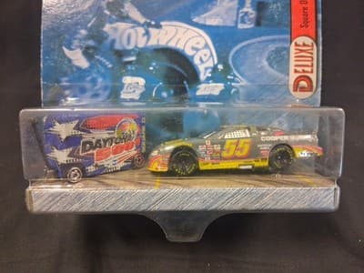 Hot Wheels Racing Pit Crew 2000 Collector Edition Deluxe Set 55 Cooper Lightning - Thumbnail 2