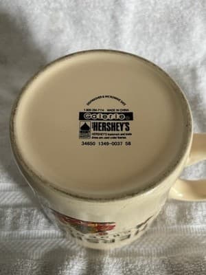 Hershey's Chocolate Christmas Oversize Jumbo Coffee Mug Cup - Thumbnail 5