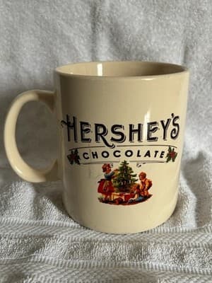 Hershey's Chocolate Christmas Oversize Jumbo Coffee Mug Cup - Thumbnail 3
