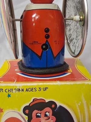Vintage Bear Whirling Wheel Clockwork Windup Tin Litho Toy MS207 Key AND Manual - Thumbnail 5