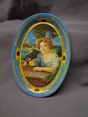 (B) Vintage 1973 Small Oval Coca-Cola Advertisement Tip Tray - Thumbnail 2