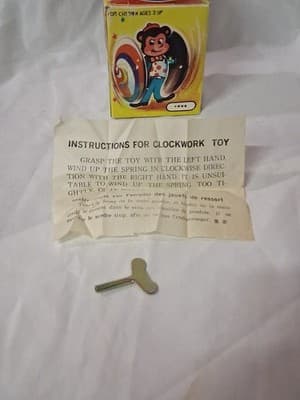Vintage Bear Whirling Wheel Clockwork Windup Tin Litho Toy MS207 Key AND Manual - Thumbnail 6