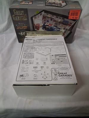 Great Garage Red Dodge Viper GTS Sport Coupe Car Model Display Kit Open Box New - Thumbnail 2