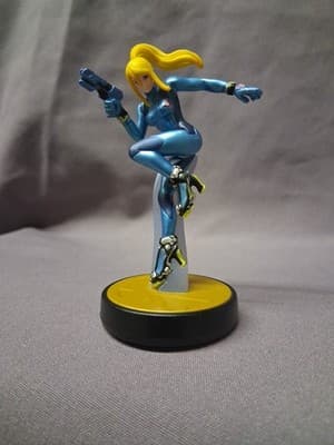 Nintendo Amiibo Super Smash Brothers Zero Suit Samus Figure Wii U 3DS Switch - Thumbnail 2