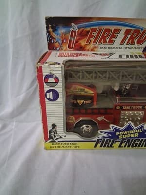 RARE Battery Operated Fire Engine Extending Ladder Music Lights New Sealed Box - Thumbnail 2
