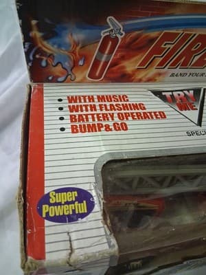 RARE Battery Operated Fire Engine Extending Ladder Music Lights New Sealed Box - Thumbnail 6