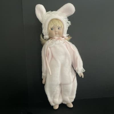 Bunny Suit Twins Betty Lou and Sue Anne Porcelain Figures 60s Kitsch - Thumbnail 4