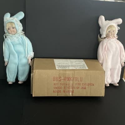 Bunny Suit Twins Betty Lou and Sue Anne Porcelain Figures 60s Kitsch - Thumbnail 7