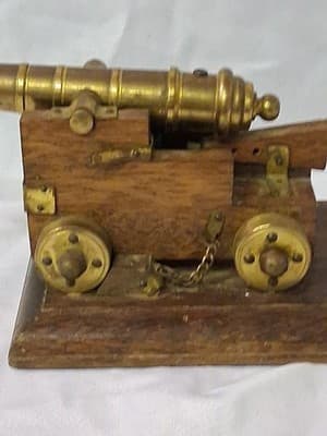 Vtg Hand Crafted Brass & Wood Table Top Desk Decorative Cannon - Thumbnail 9