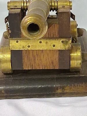 Vtg Hand Crafted Brass & Wood Table Top Desk Decorative Cannon - Thumbnail 8