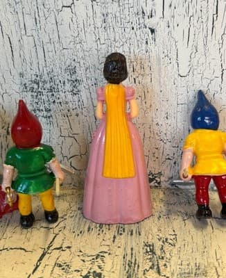 Vtg Snow White and the Seven 7 Dwarfs Cake Topper Decoration Set - Thumbnail 6