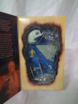 Star Wars Micro Machines Epic Collection The Truce At Bakura NEW 1996 - Thumbnail 3