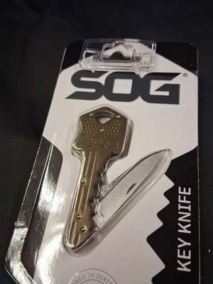 SOG Key Shaped Folding Lock Blade Knife For Pocket or Keychain Stainless Steel - Thumbnail 2