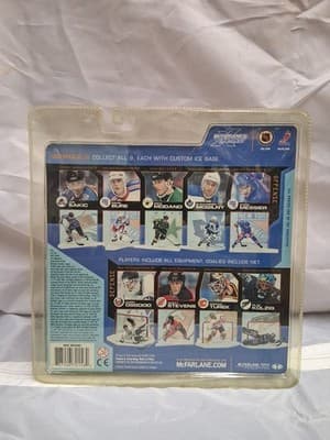Mike Modano Green Jersey Dallas Stars NHL McFarlane Series 3 Figure - Thumbnail 2