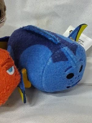 Disney Tsum Tsum mini plush Finding Dory set of 3 Dory, Hank, Sea Otter NWT 🐟 - Thumbnail 6