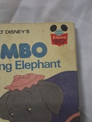Disney's “Dumbo The Flying Elephant” Book - First American Edition - Thumbnail 2